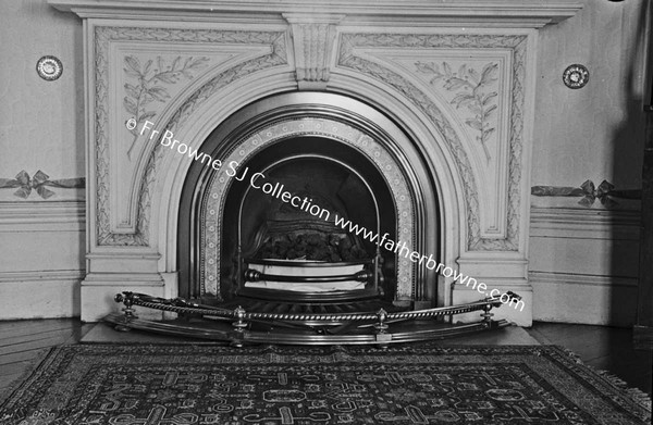 ROCKINGHAM HOUSE  FIREPLACE OF ROUND ROOM (NASH)